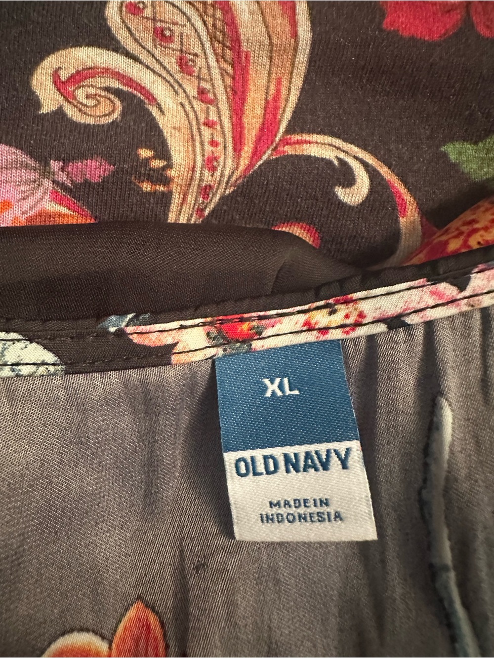 Old Navy Black satin Floral Spaghetti-Strap Camisole XL - Picture 2 of 6